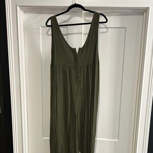 Longway Olive Green Sleeveless jumpsuit